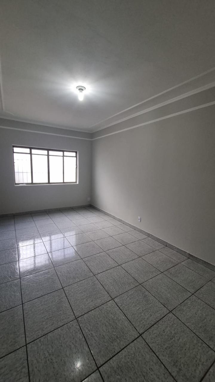 Casa no bairro Parque das Esmeraldas à Venda