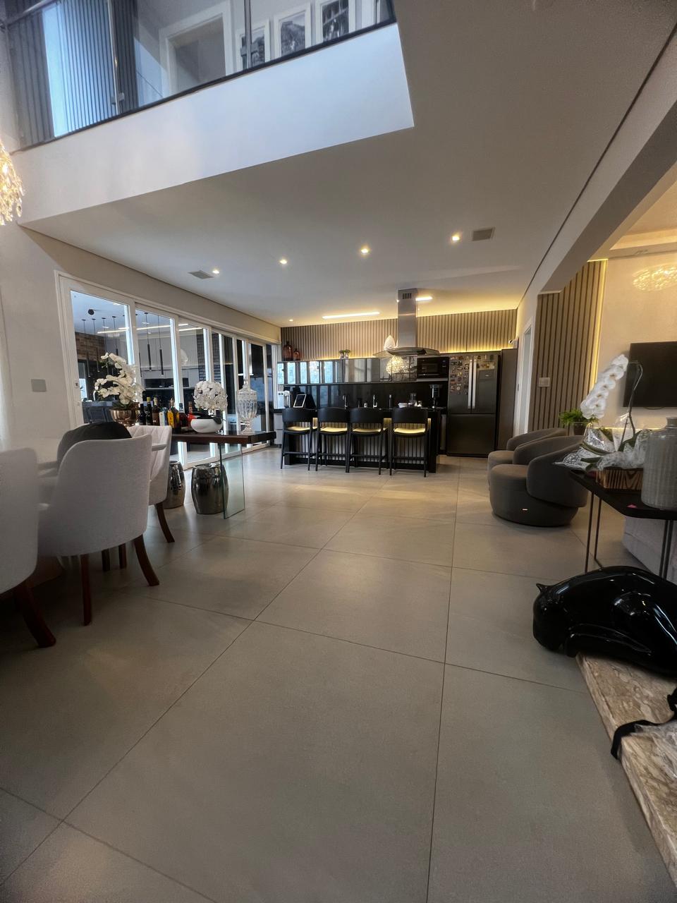 Casa no bairro Villa Toscana à Venda