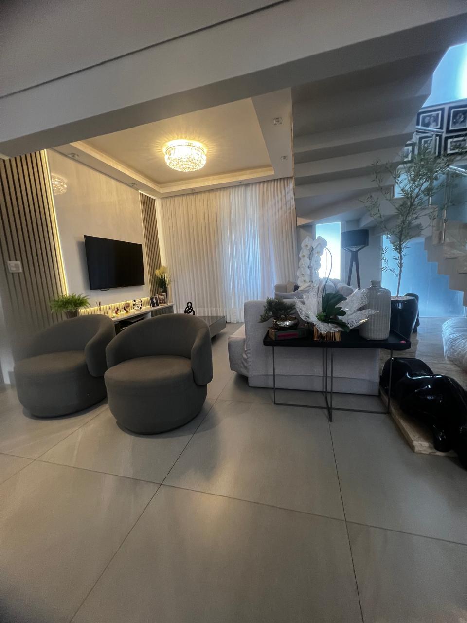 Casa no bairro Villa Toscana à Venda