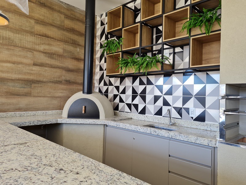 Apartamento no bairro Chácara Santo Antônio à Venda