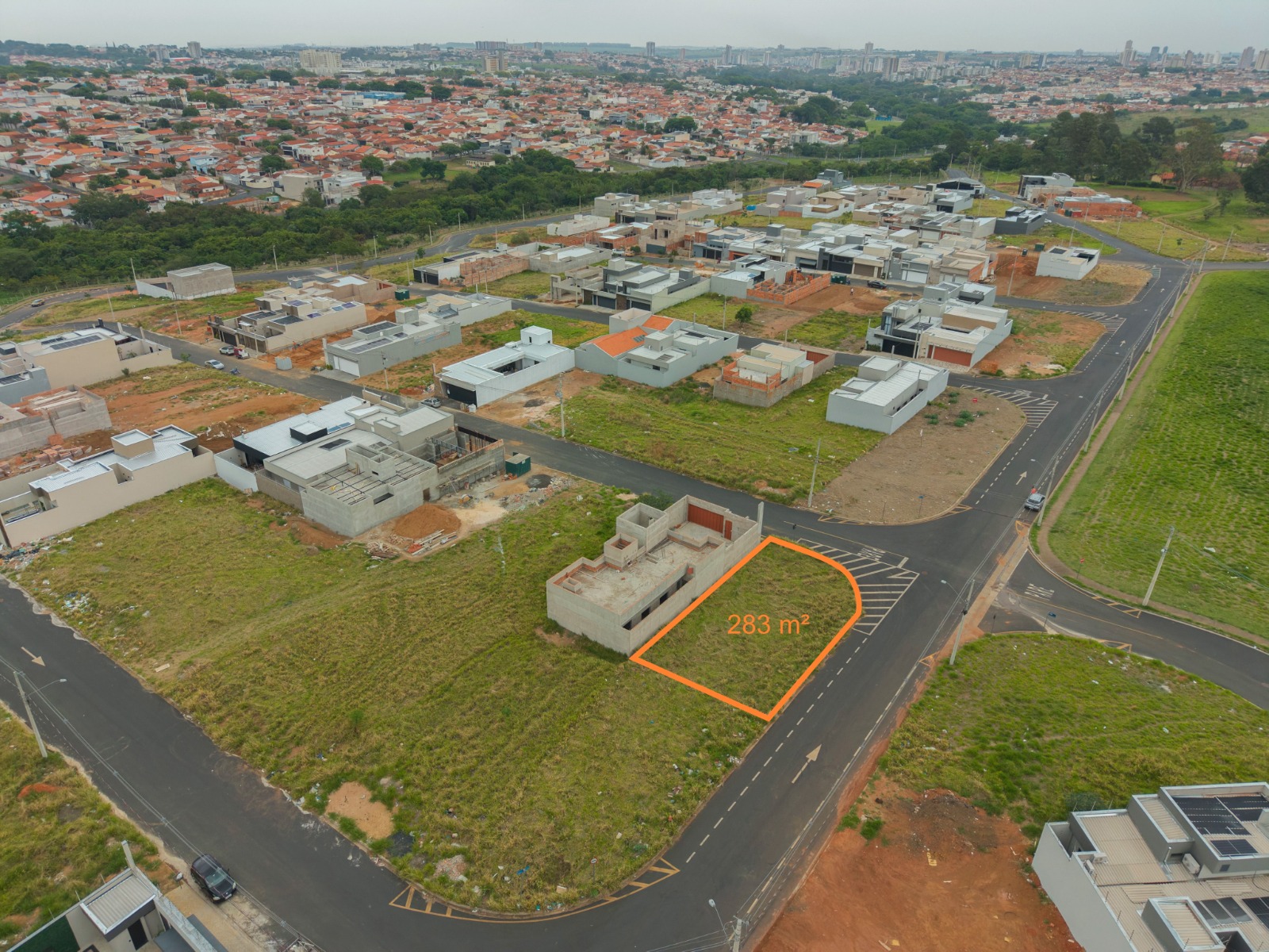 Terreno no bairro Residencial Tellini à Venda