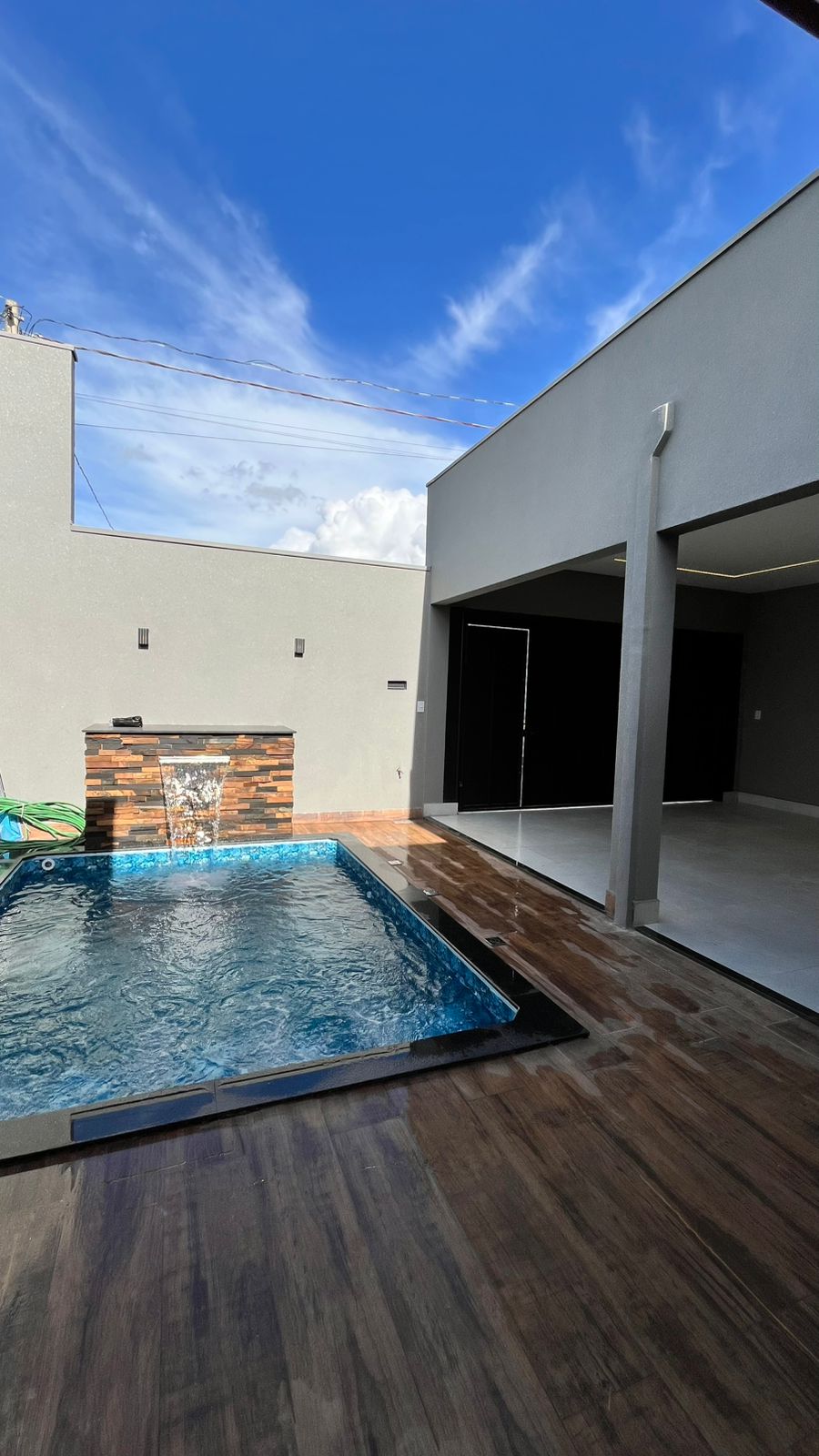 Casa no bairro Parque dos Coqueiros à Venda
