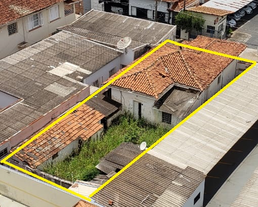 Terreno no Centro à Venda