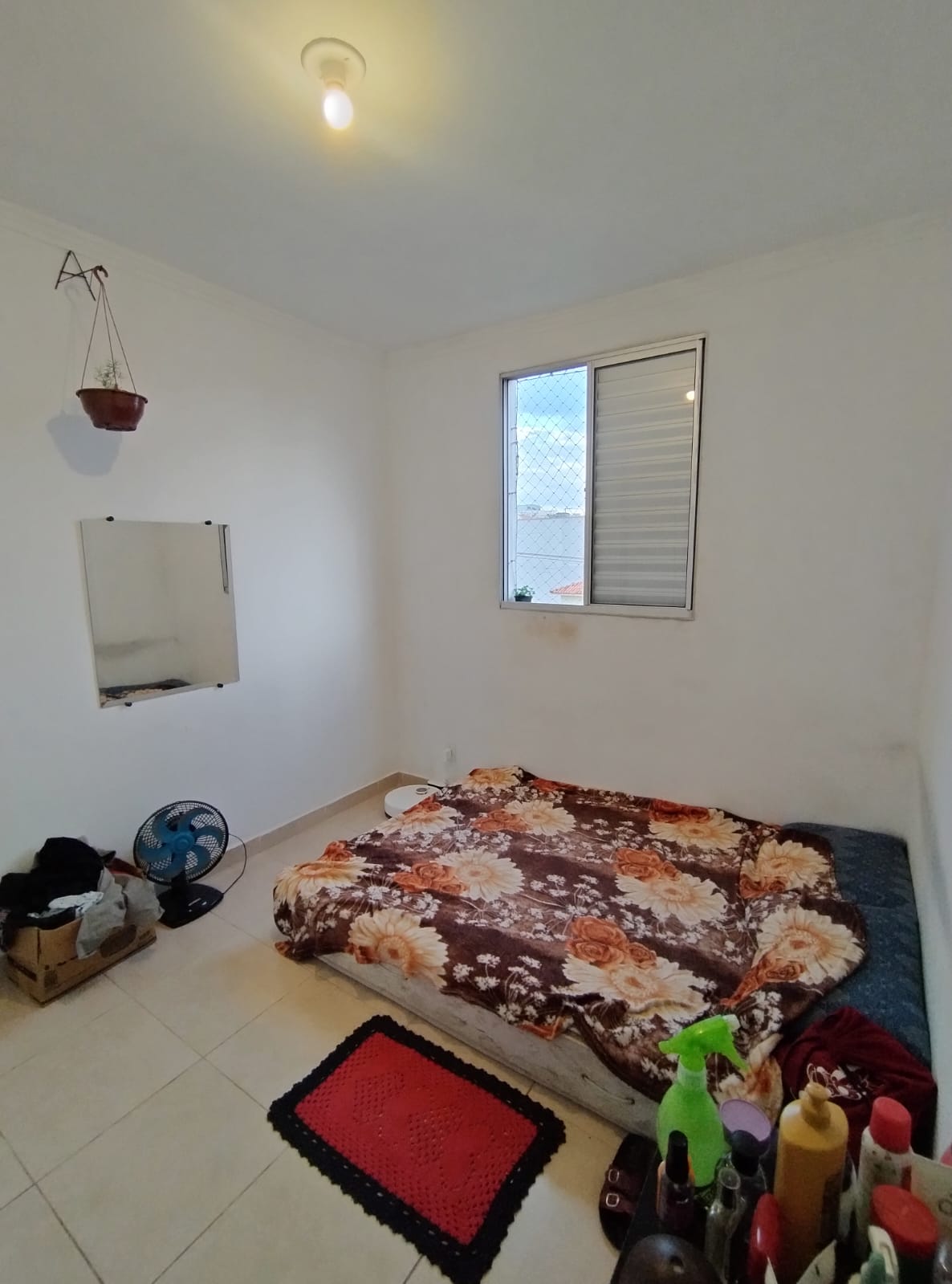 Apartamento no bairro Jardim Maria Rosa à Venda
