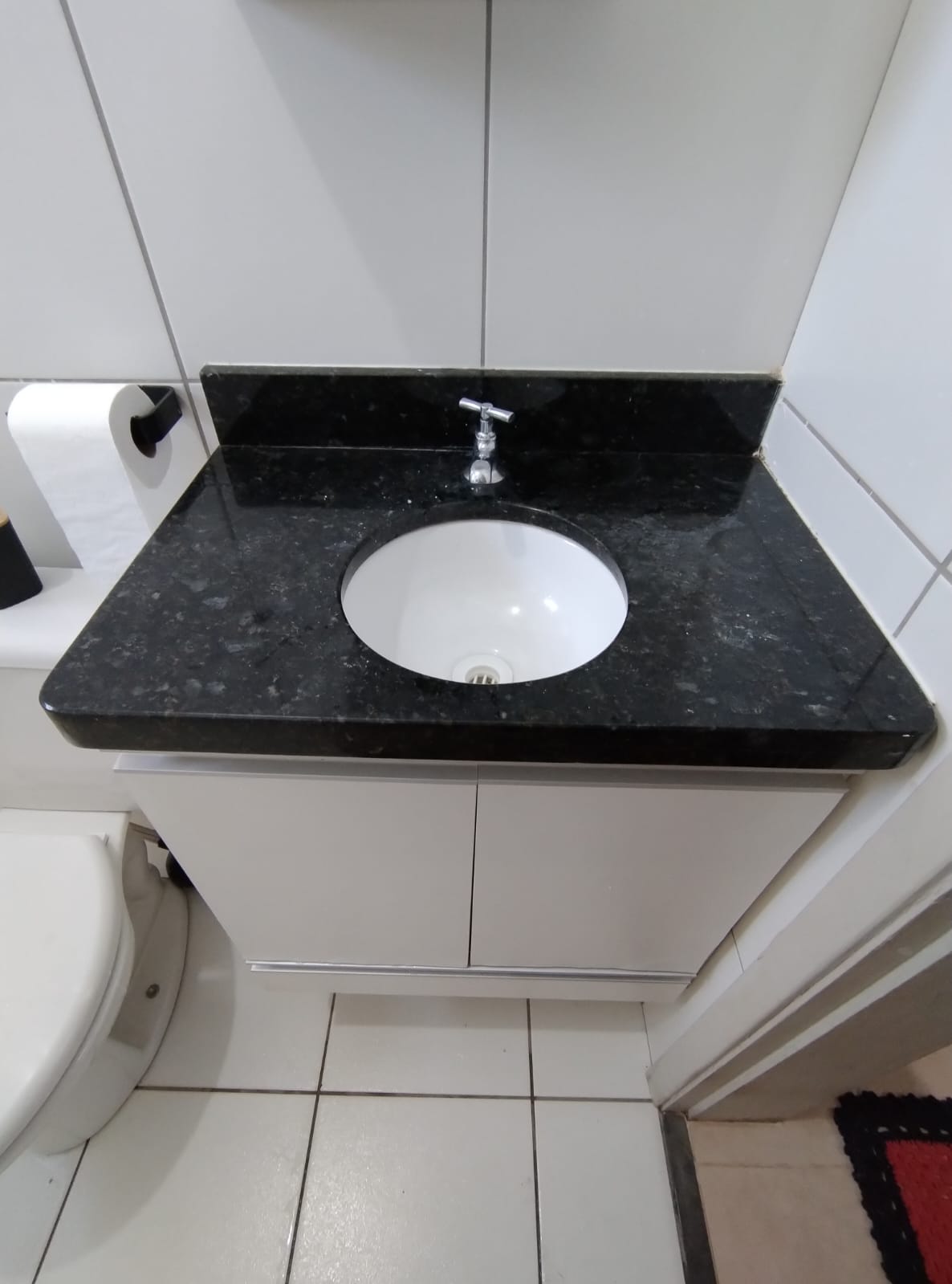 Apartamento no bairro Jardim Maria Rosa à Venda