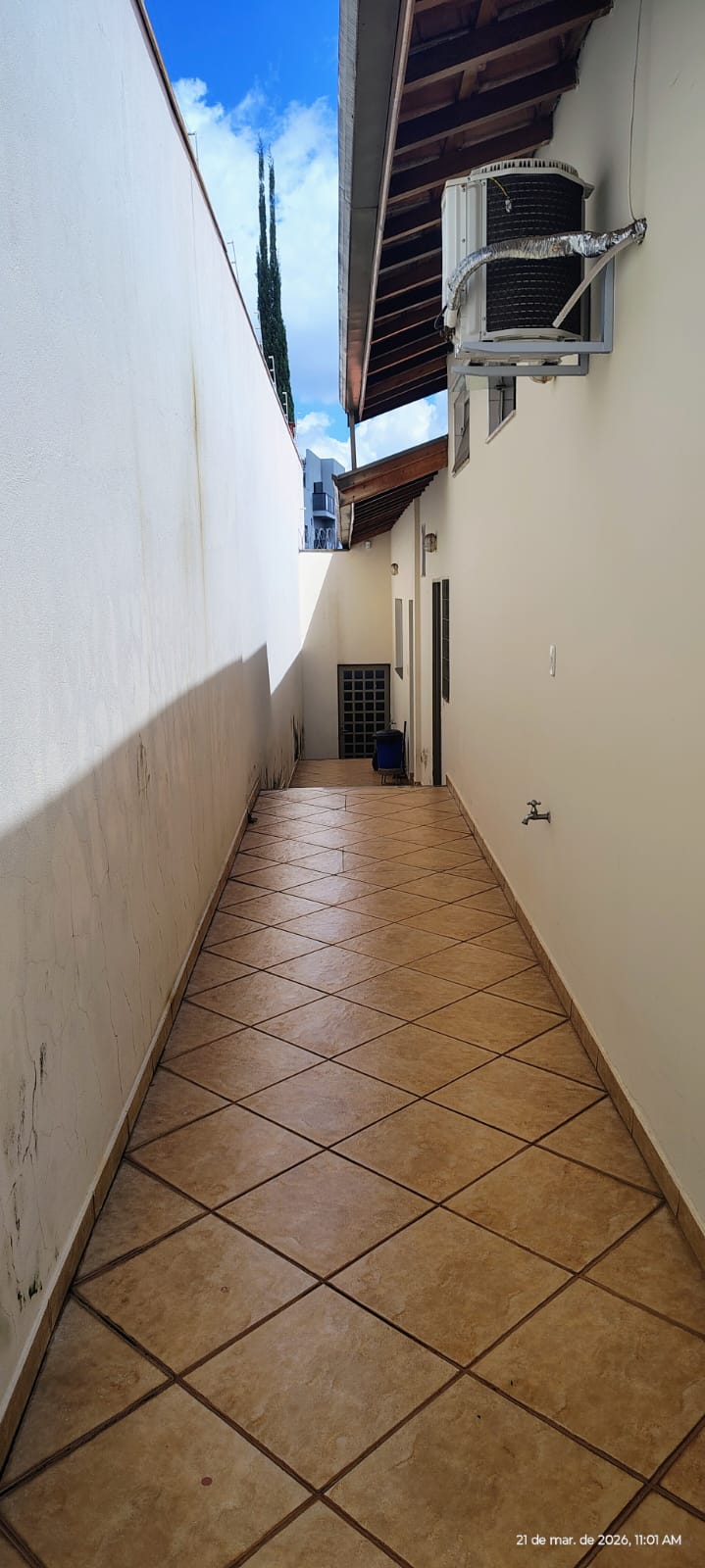 Casa no bairro Jardim Santana à Venda