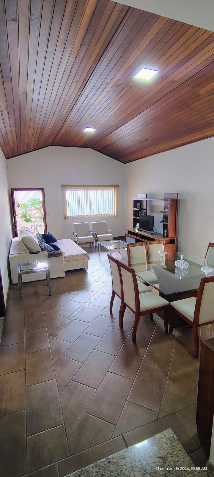 Casa no bairro Jardim Santana à Venda