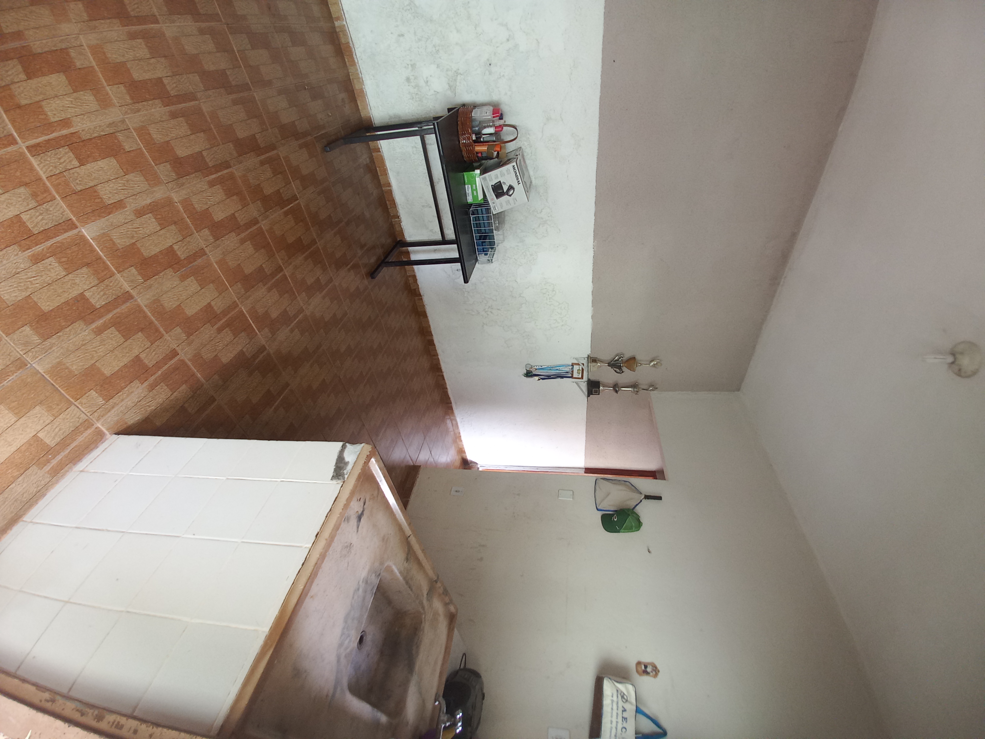 Casa no bairro Parque Santa Hilda à Venda
