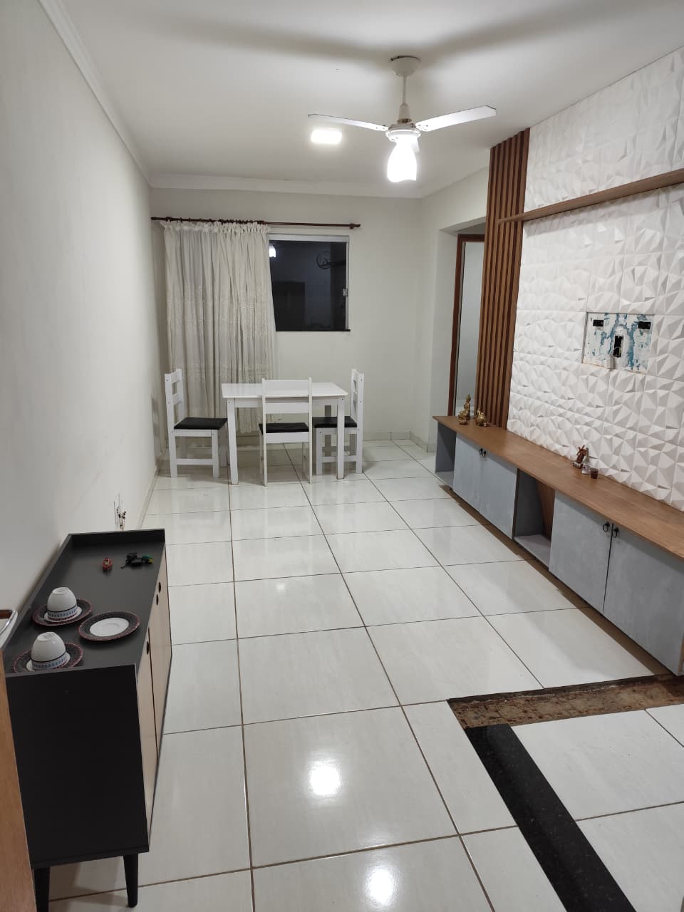 Apartamento no bairro Jardim Luiza II à Venda
