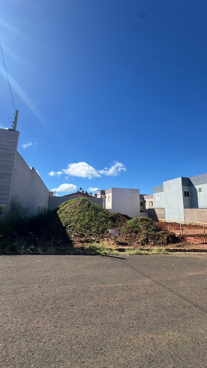 Terreno no bairro Residencial José de Carlos à Venda