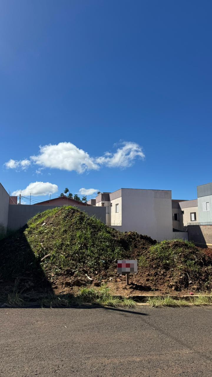 Terreno no bairro Residencial José de Carlos à Venda
