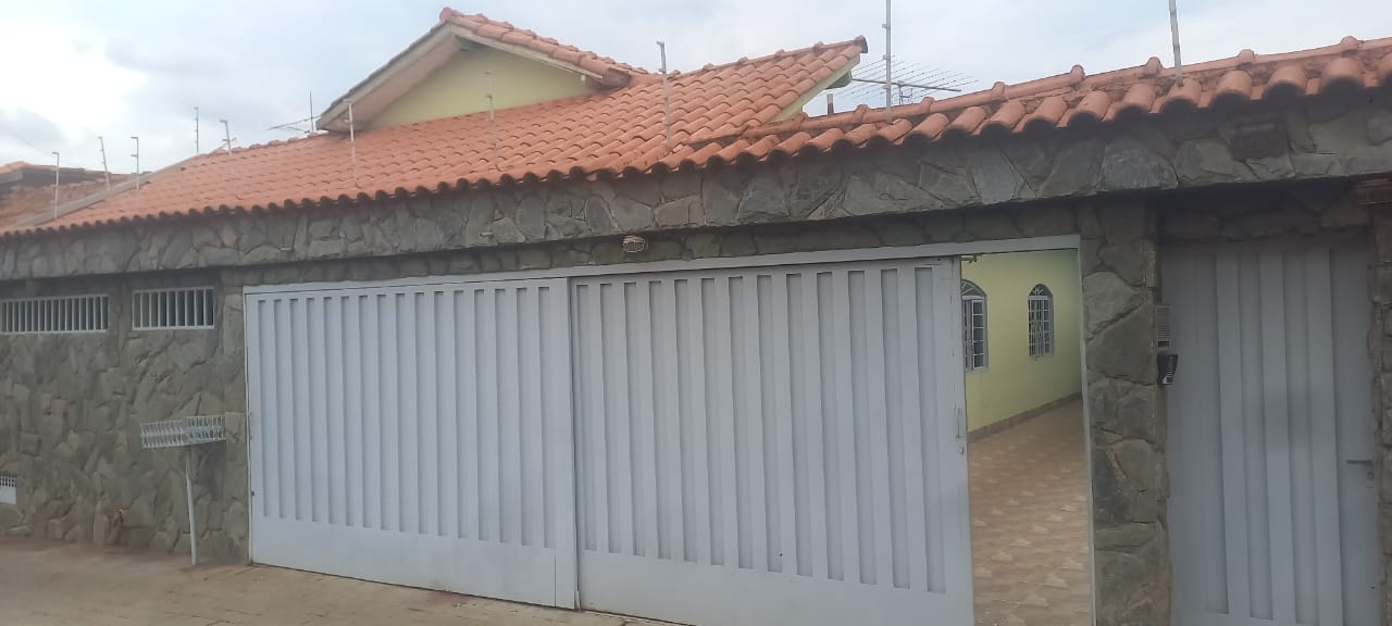 Casa no bairro Vila Industrial à Venda