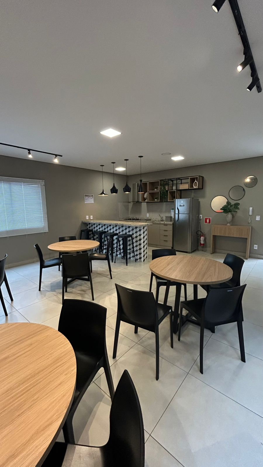 Apartamento no bairro Jardim Pulicano à Venda