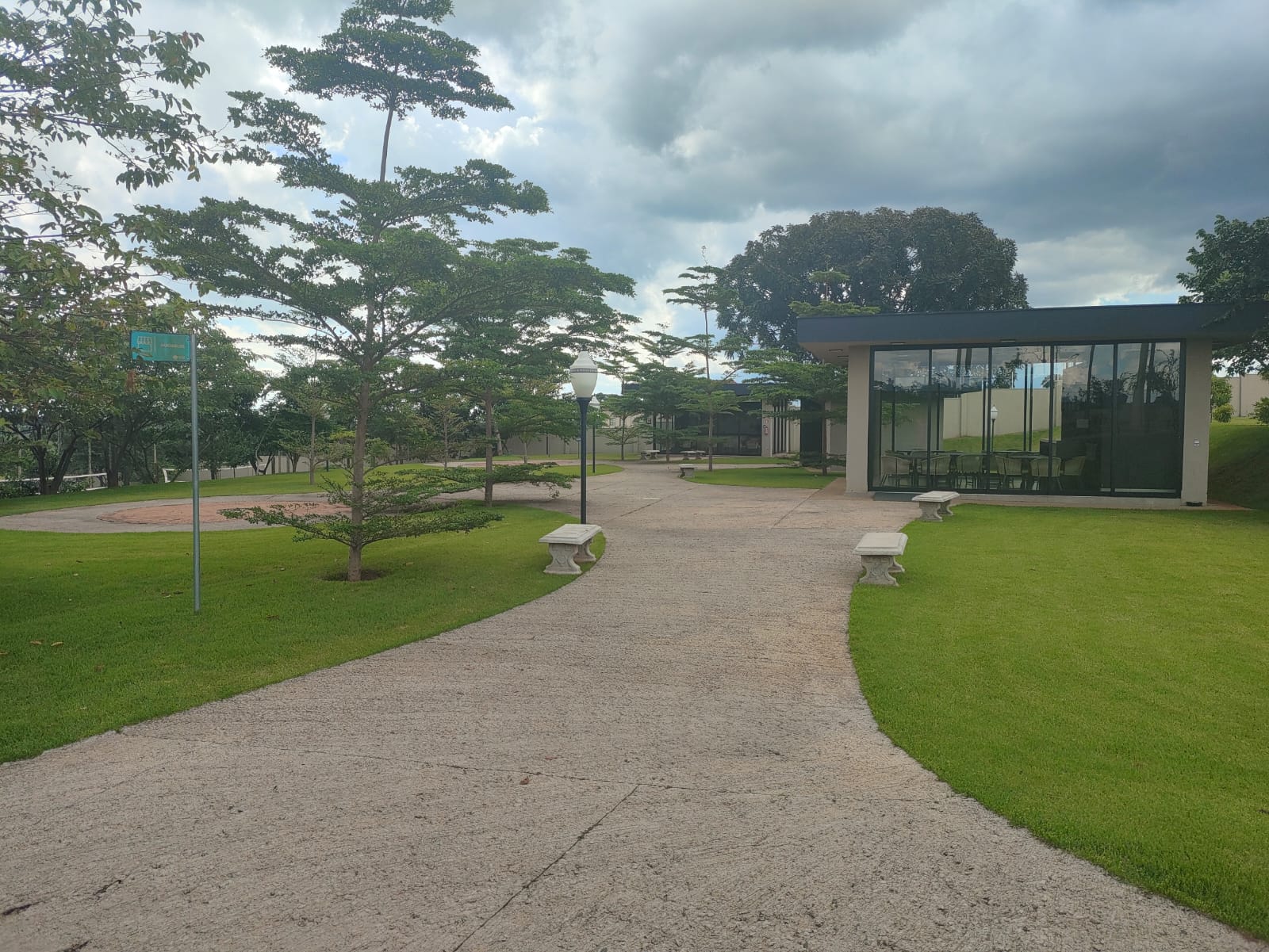 Terreno no bairro Reserva dos Ipes à Venda