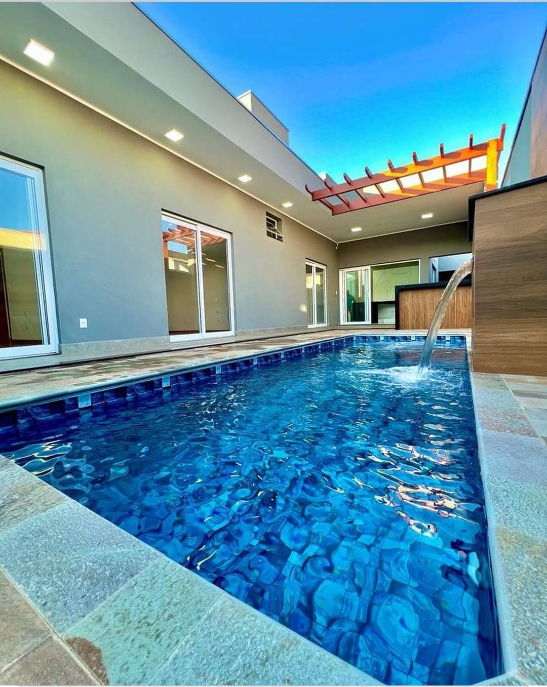 Casa no bairro Parque Moema à Venda