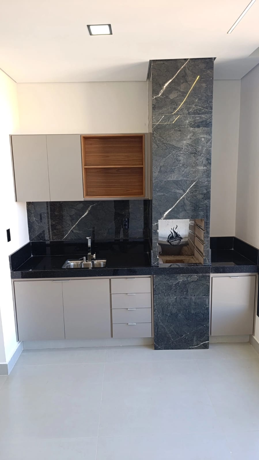Apartamento no bairro Jardim Botânico à Venda
