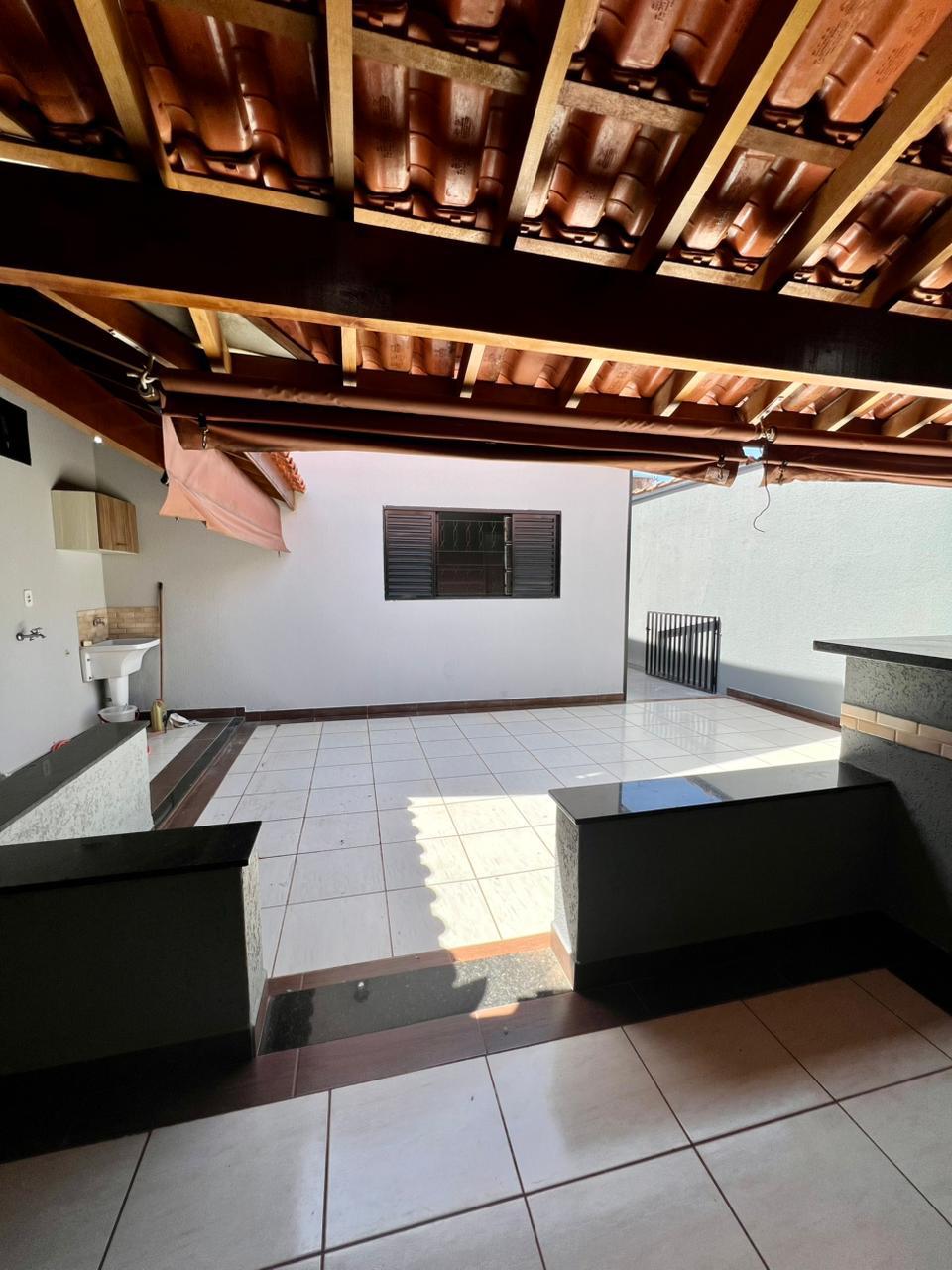 Casa no bairro Residencial Meireles à Venda