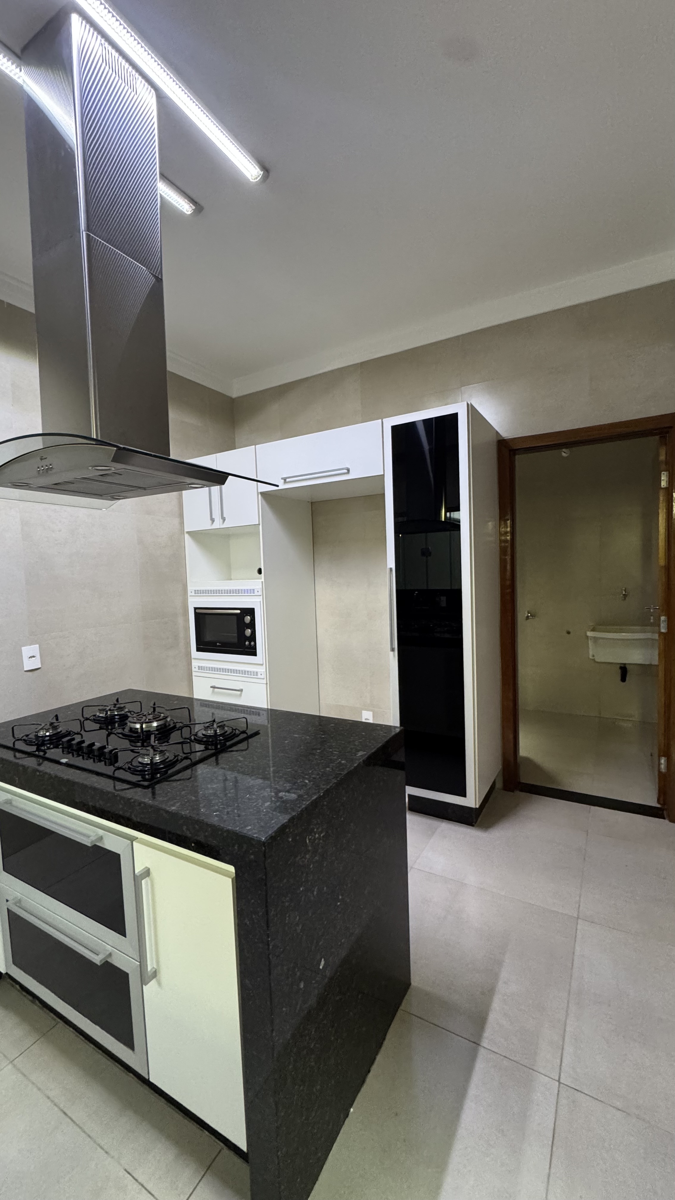 Casa no bairro Vila Santos Dumont à Venda