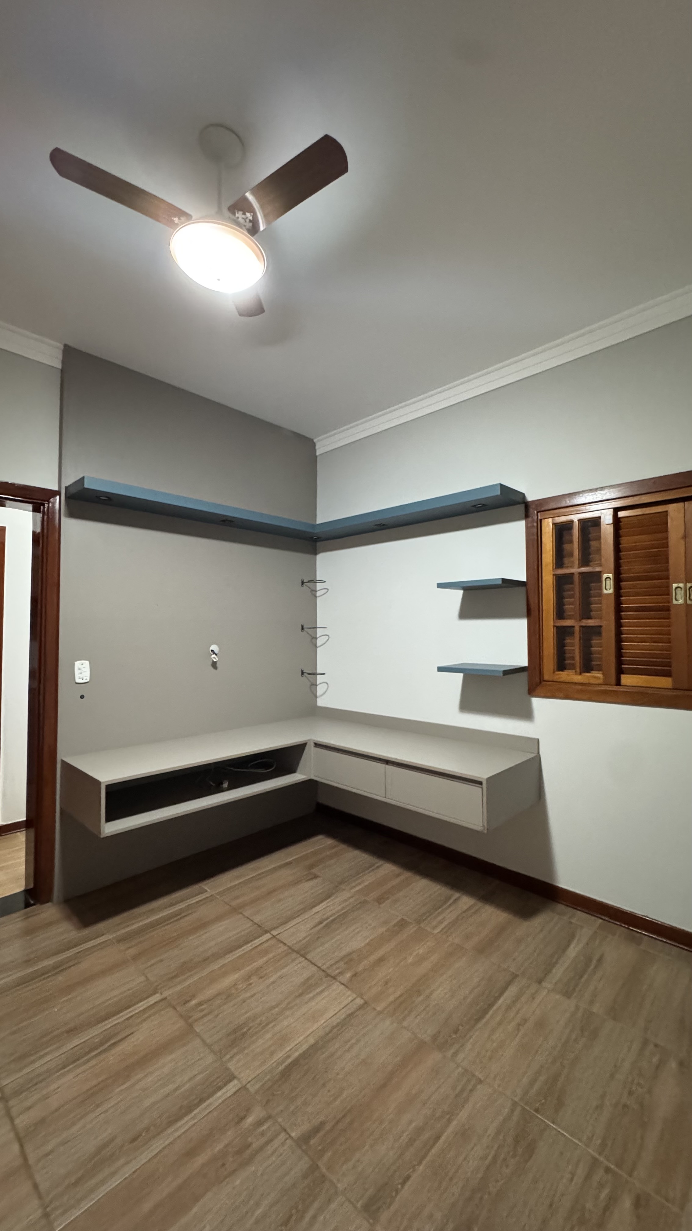 Casa no bairro Vila Santos Dumont à Venda