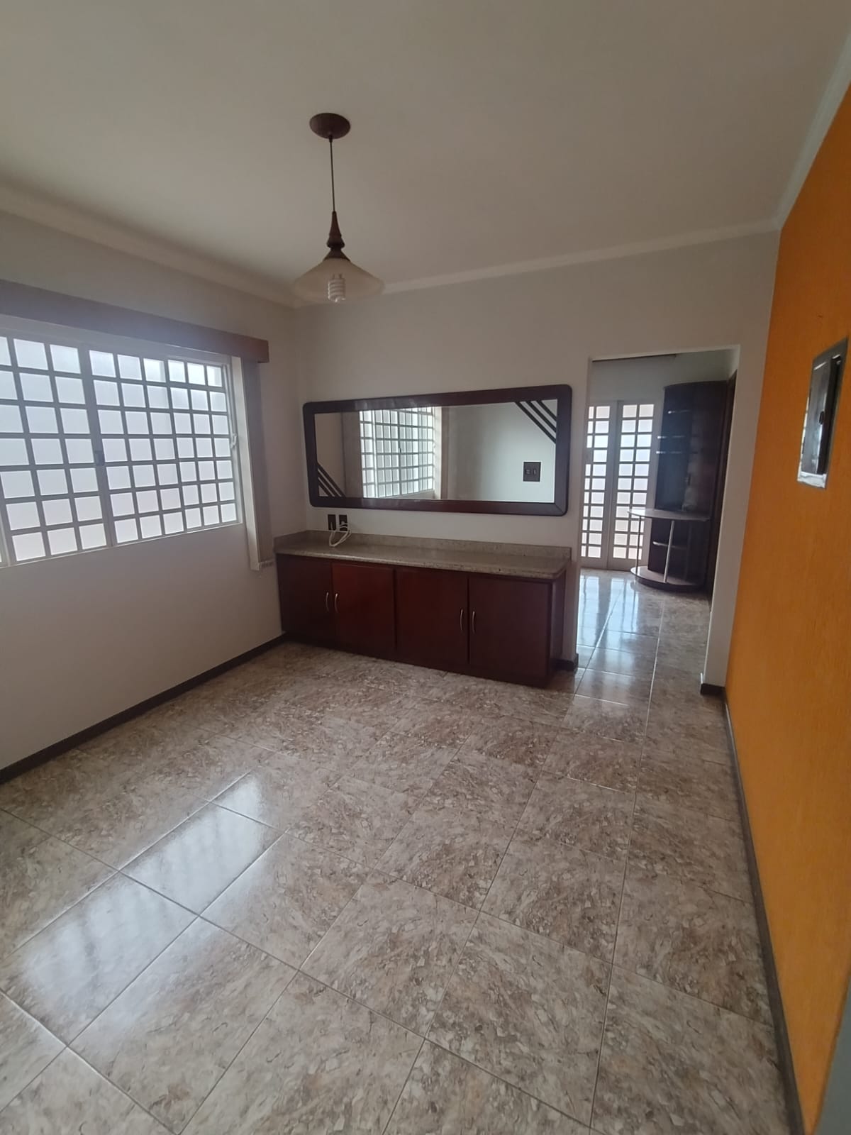 Casa no Centro à Venda