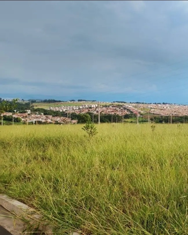 Terreno no bairro Residencial Quinta da Aurora à Venda