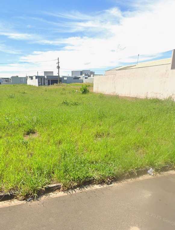 Terreno no bairro Jardim Santa Lúcia à Venda