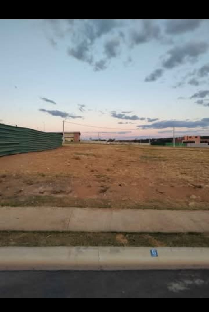 Terreno no bairro Condomínio Reserva dos Ipês à Venda