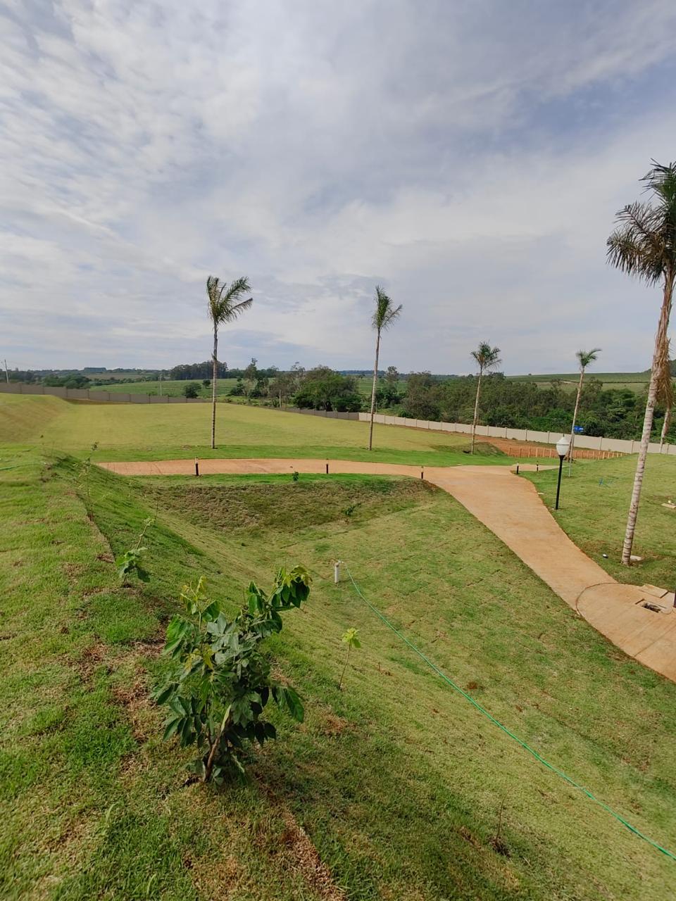 Terreno no bairro Condomínio Reserva dos Ipês à Venda