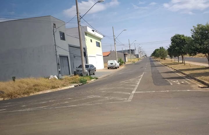 Terreno no bairro Residencial Zanetti à Venda