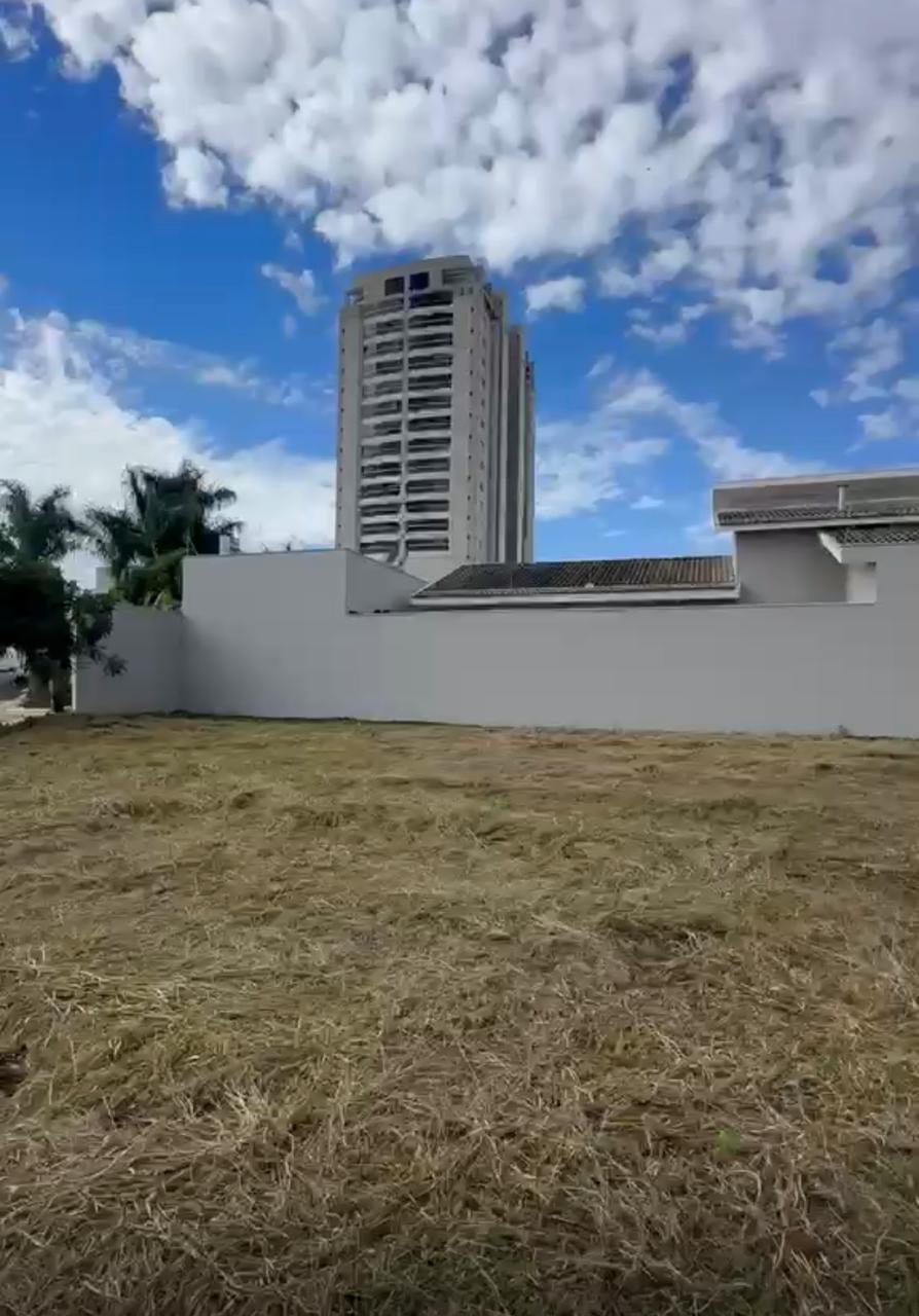 Terreno no bairro Residencial Amazonas à Venda