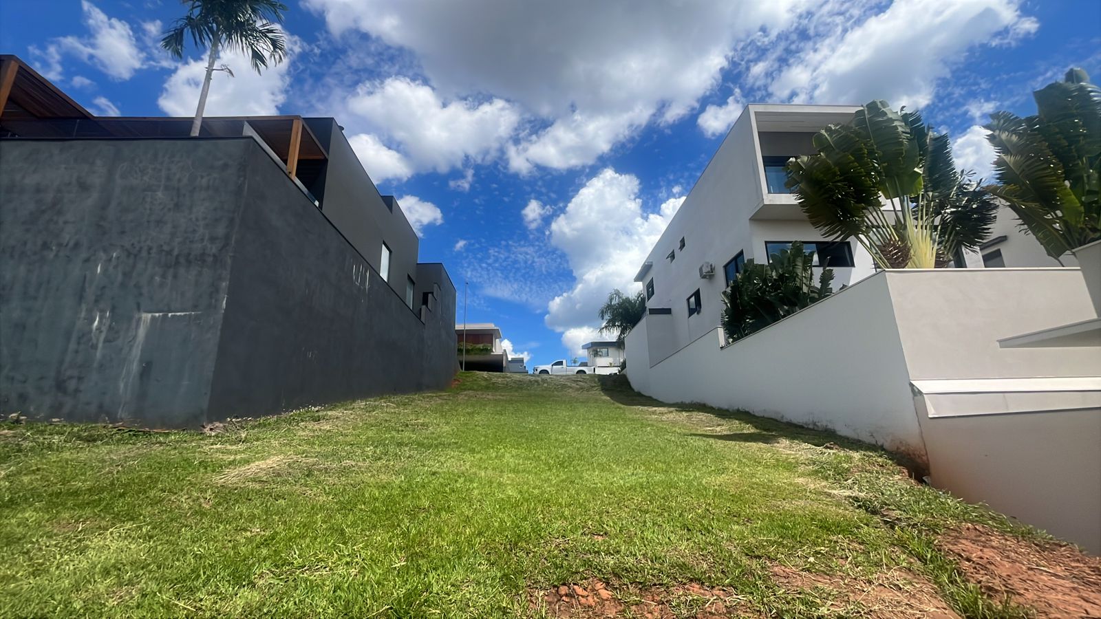 Terreno no bairro Villa Piemonte I à Venda