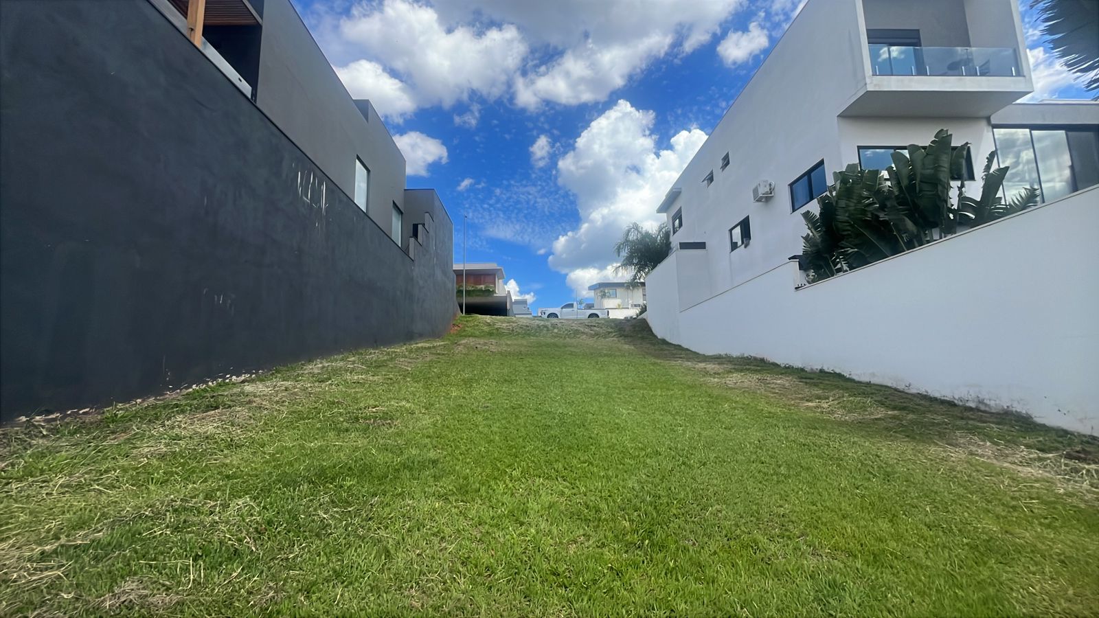 Terreno no bairro Villa Piemonte I à Venda