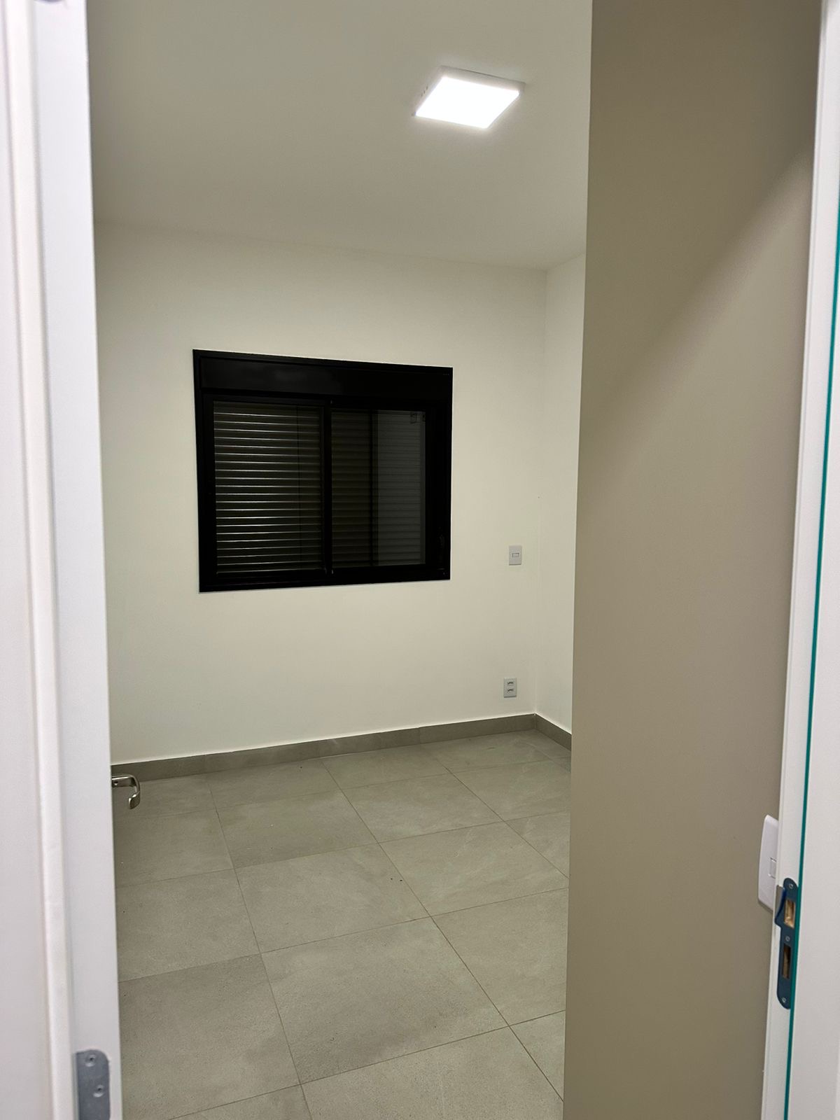 Apartamento no bairro Núcleo Agrícola Alpha à Venda