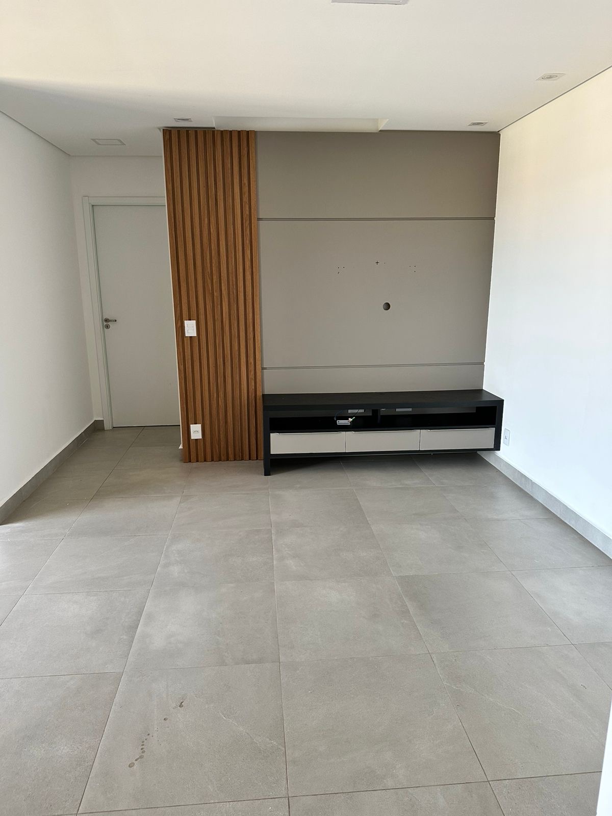 Apartamento no bairro Núcleo Agrícola Alpha à Venda