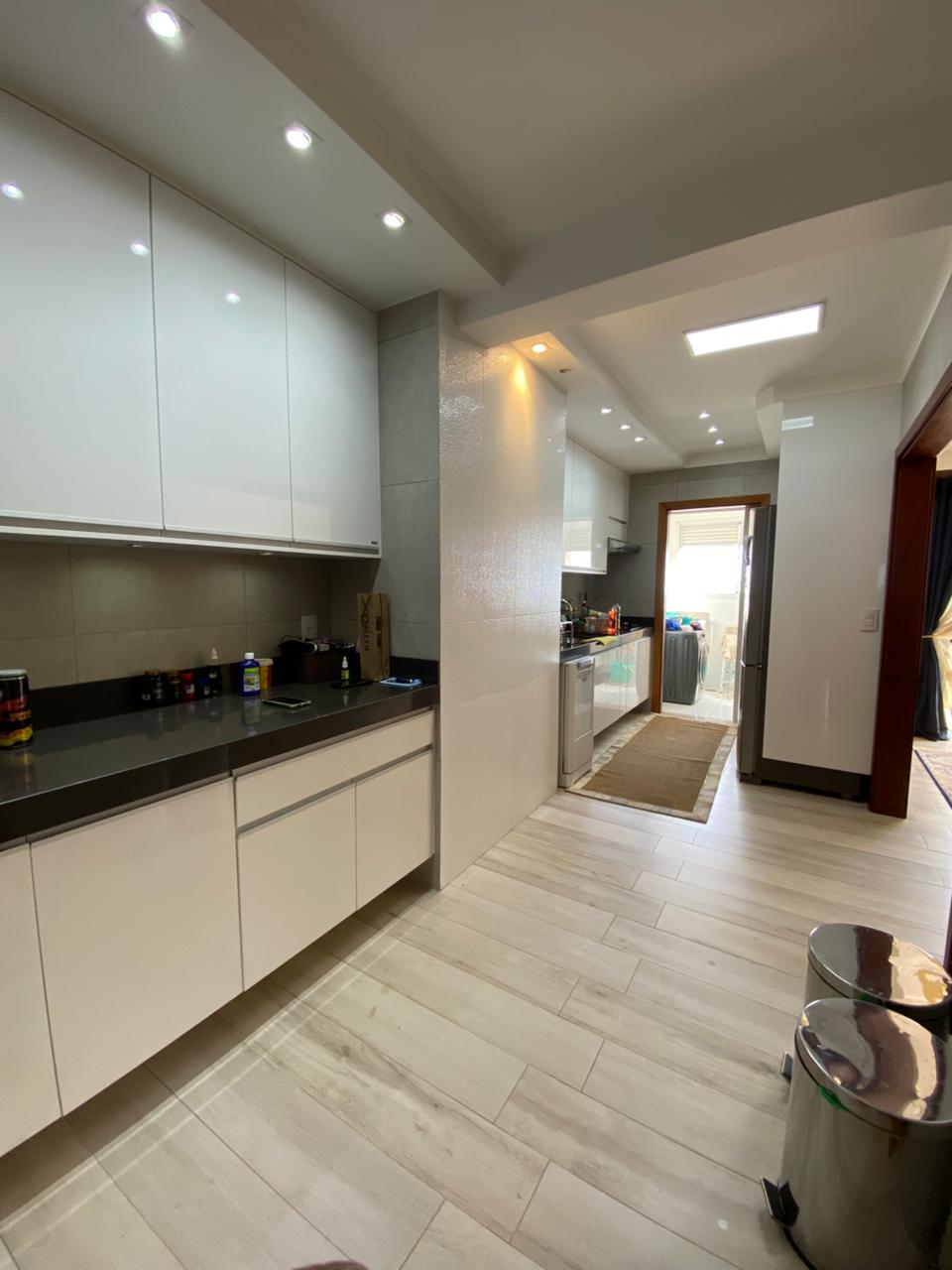 Apartamento no Centro à Venda