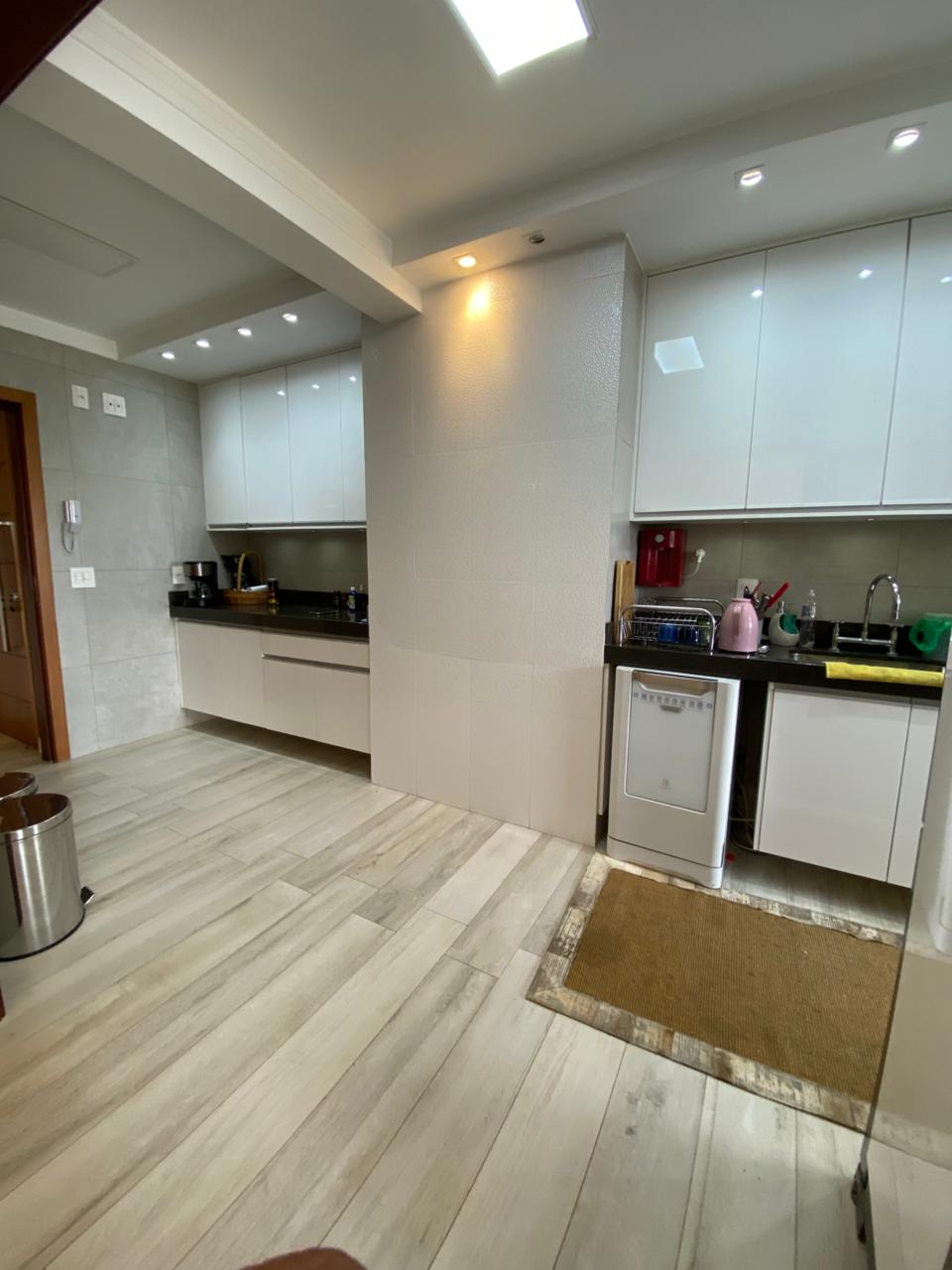 Apartamento no Centro à Venda