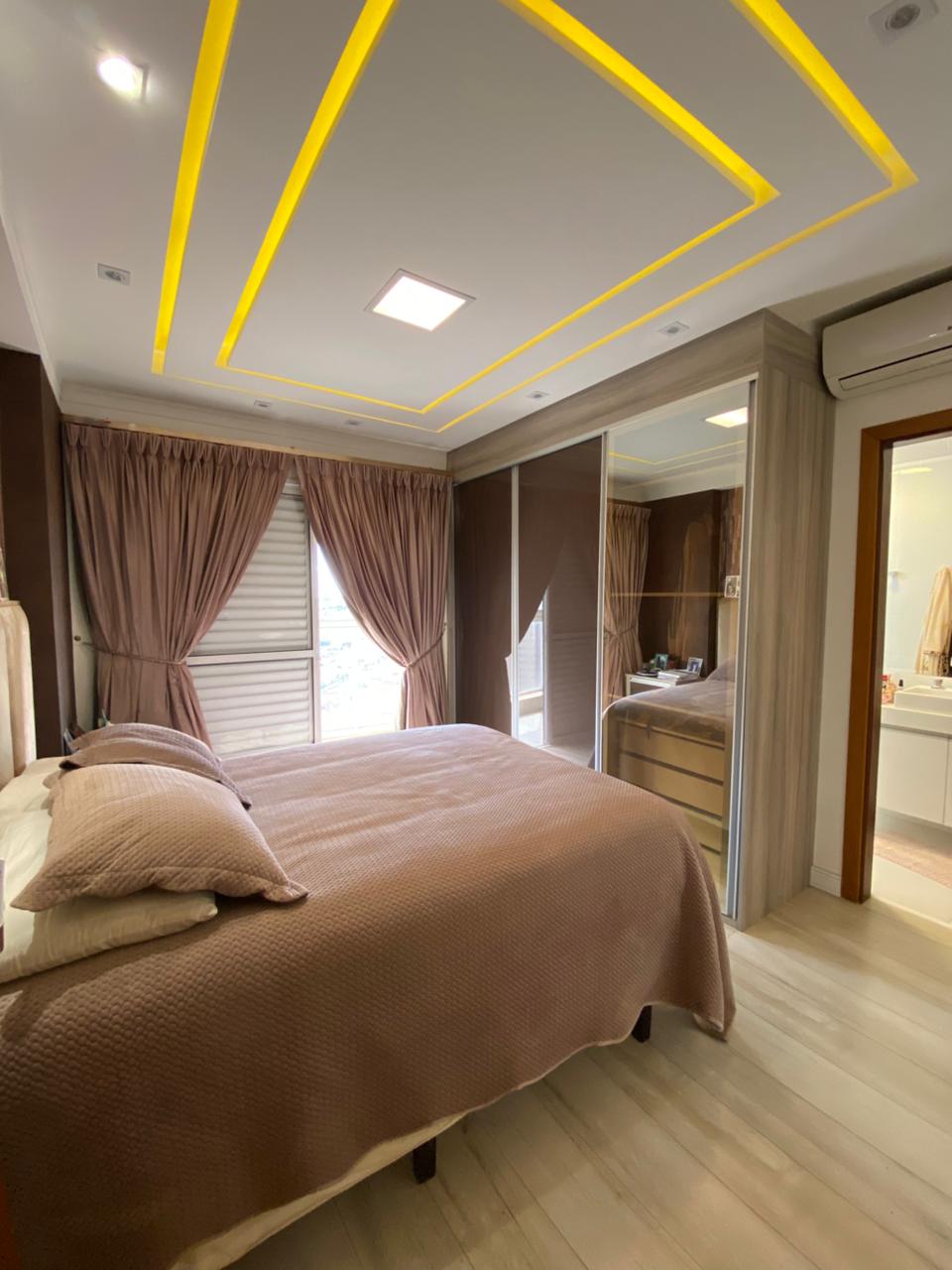 Apartamento no Centro à Venda