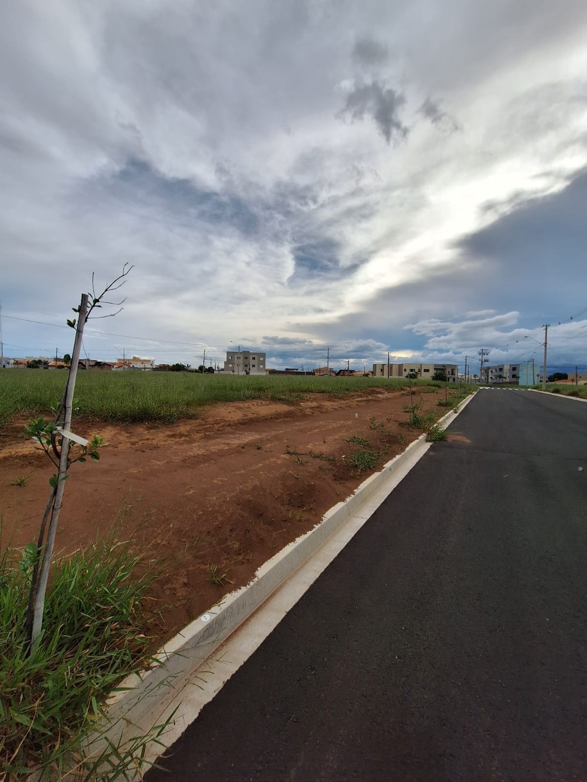 Terreno no bairro Jardim Arizona à Venda