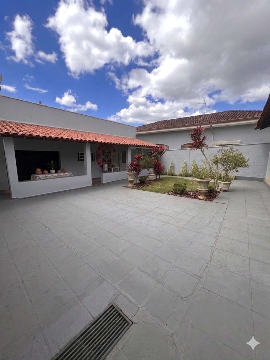 Casa no bairro Vila Nicácio à Venda