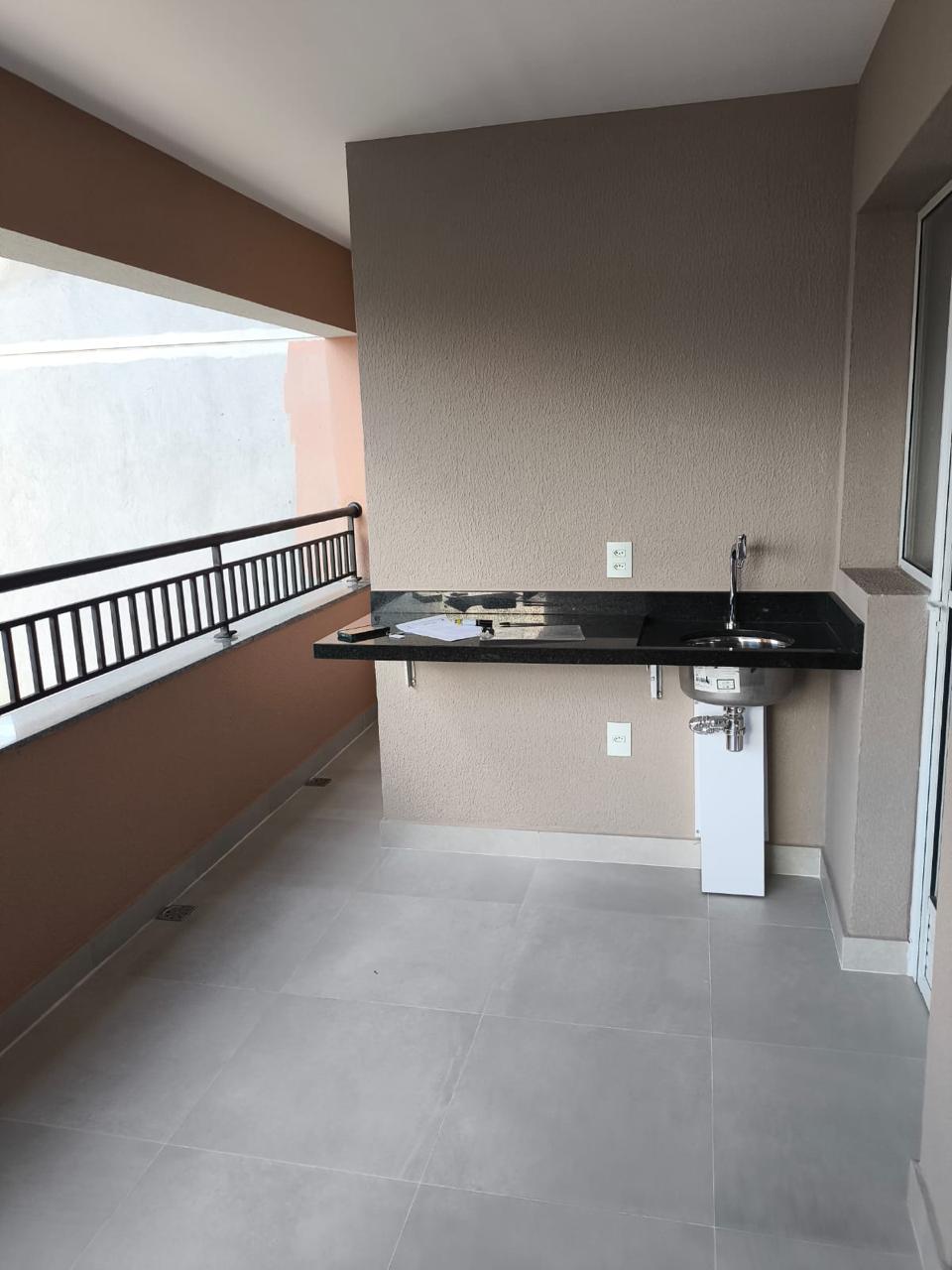 Apartamento em Floriano Residence à Venda