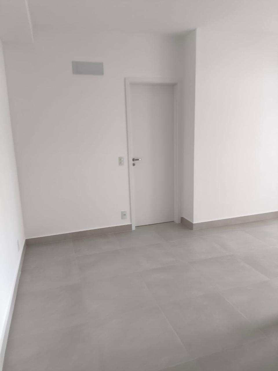 Apartamento em Floriano Residence à Venda