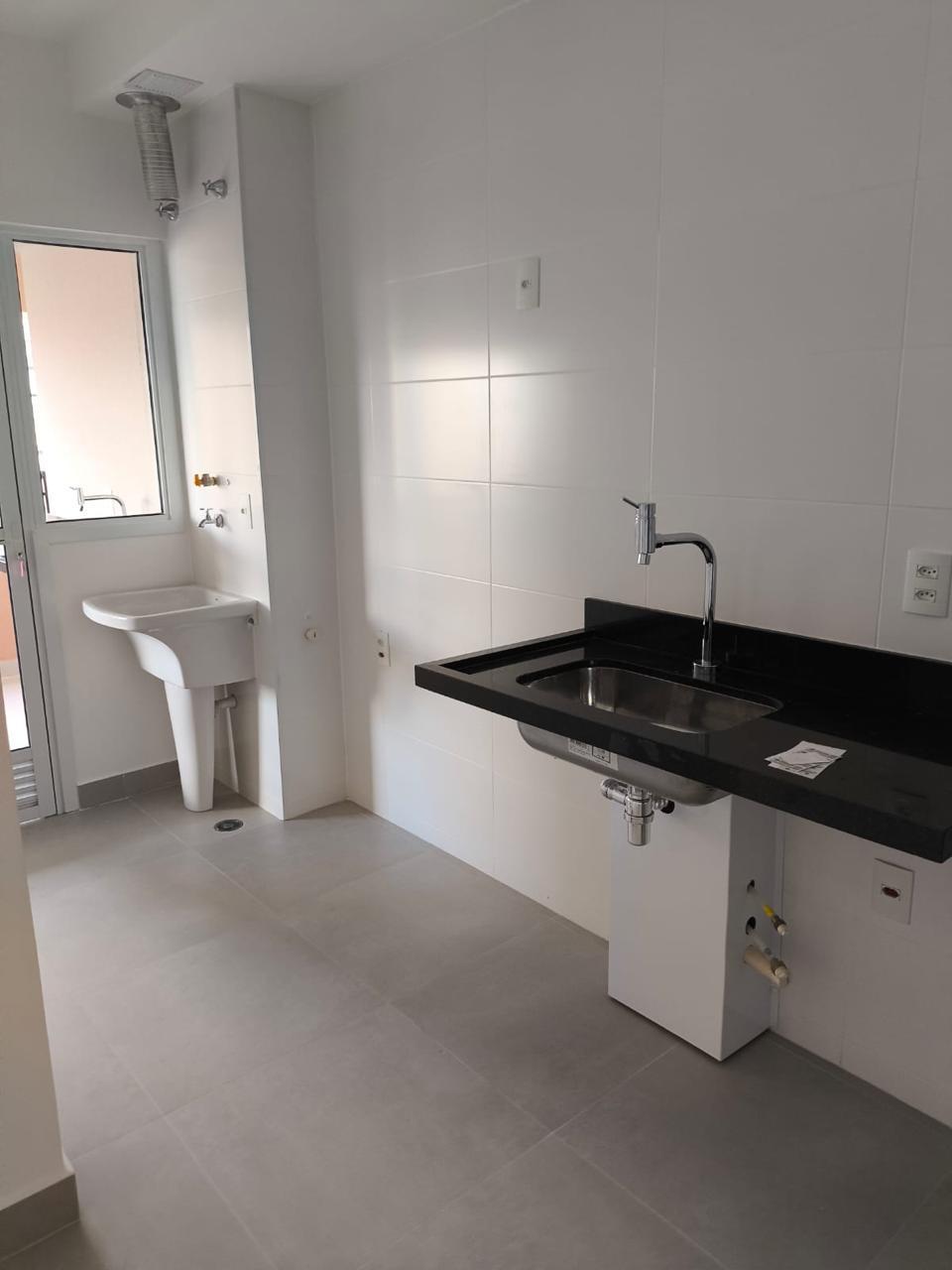Apartamento em Floriano Residence à Venda