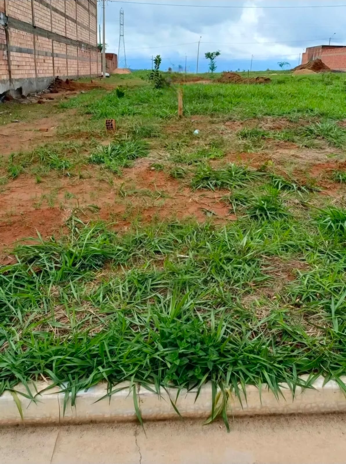 Terreno no bairro Residencial Quinta da Aurora à Venda