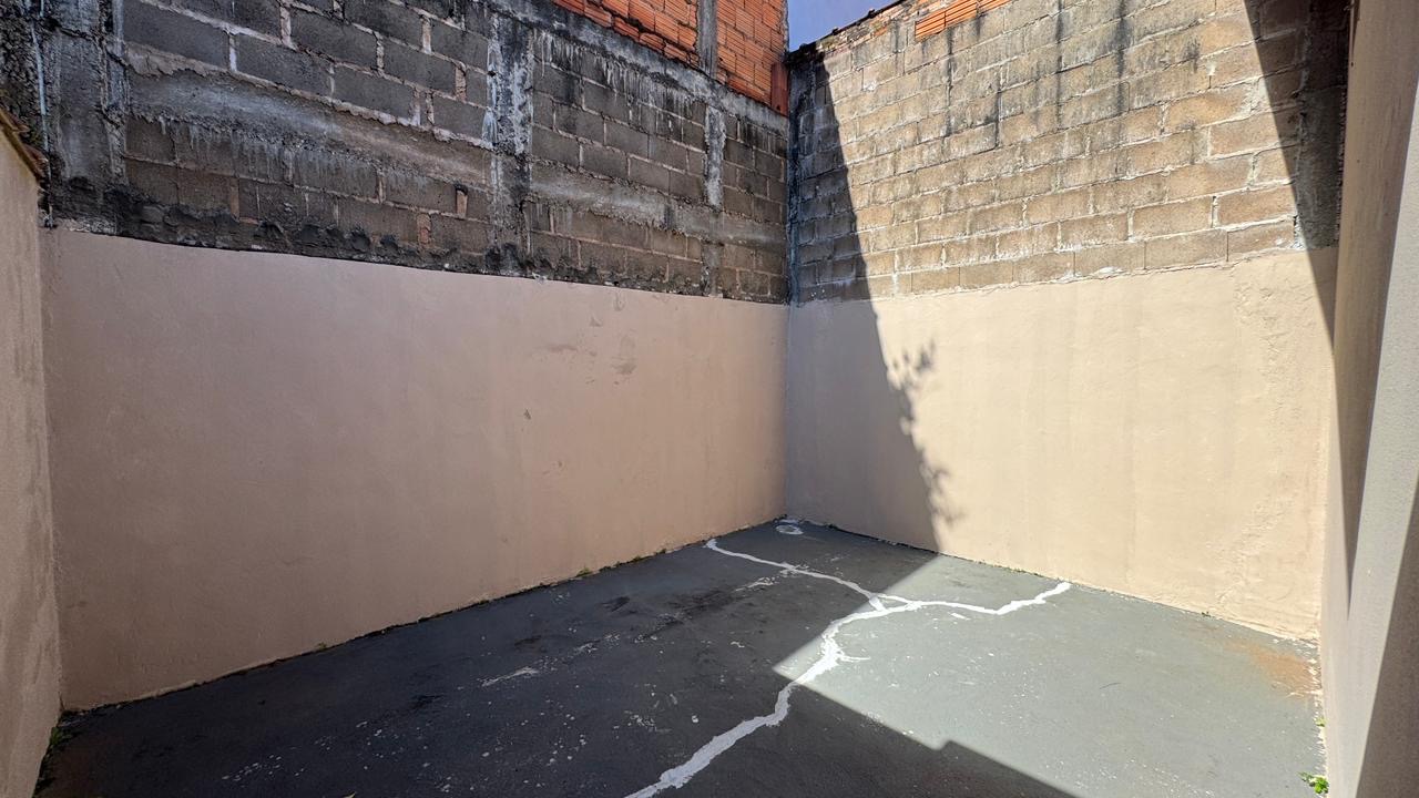 Casa no bairro Prolongamento Jardim Doutor Antônio Petráglia à Venda