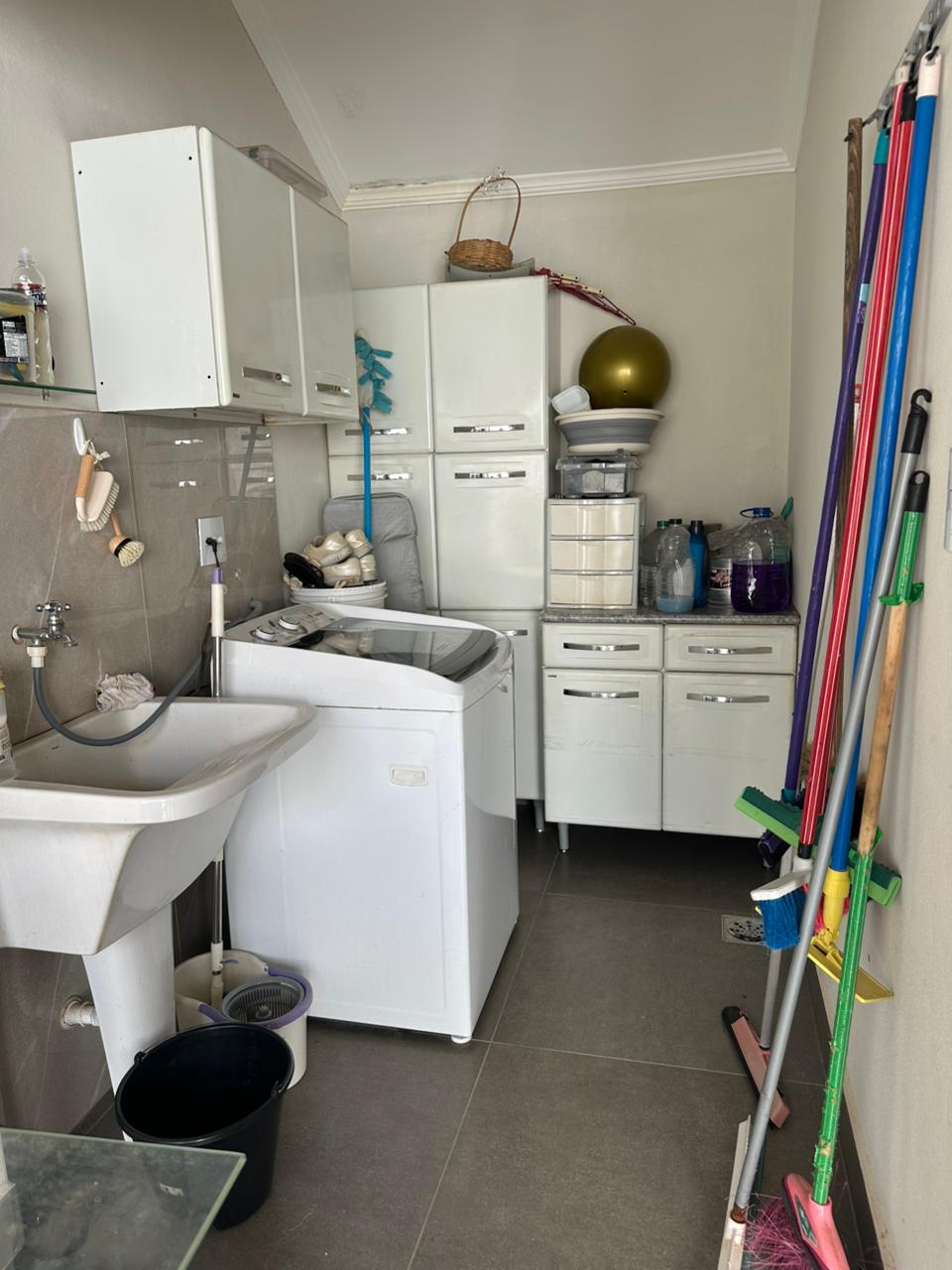 Casa no bairro Residencial Meireles à Venda