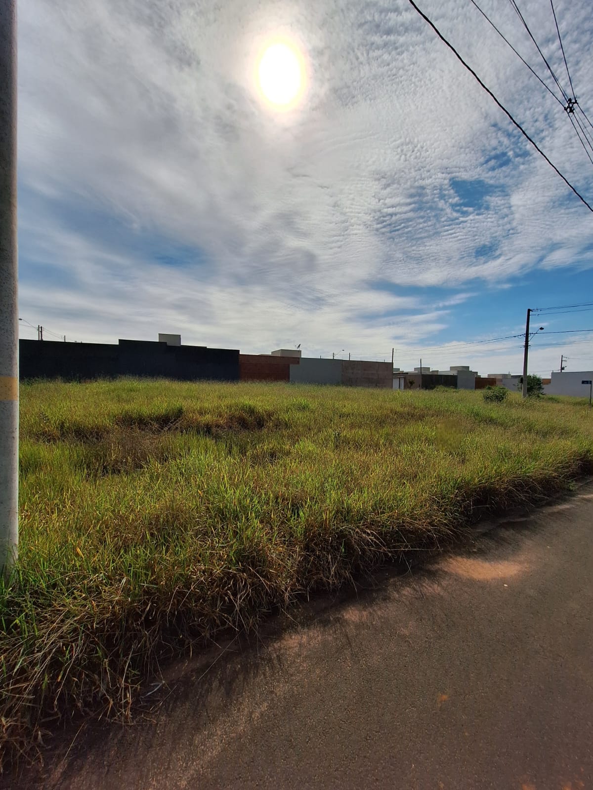 Terreno no bairro Parque dos Coqueiros à Venda