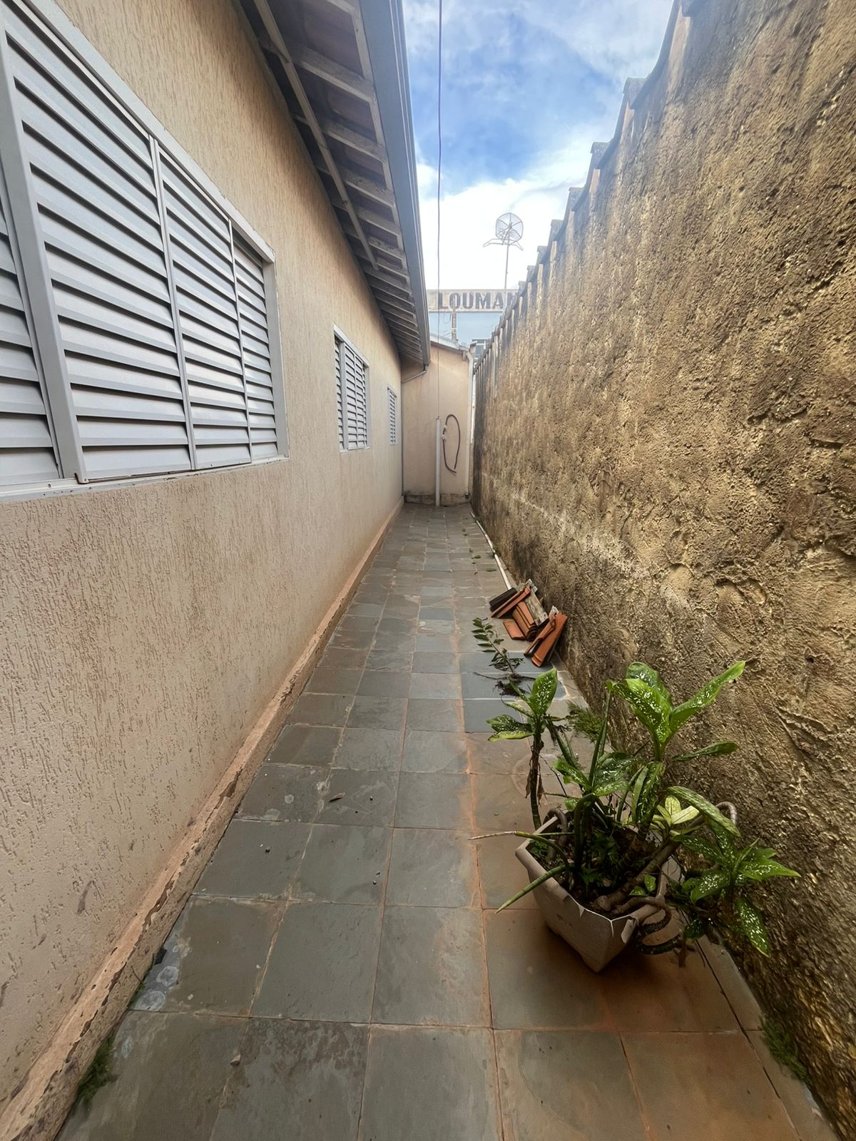 Casa no bairro Vila Chico Júlio à Venda