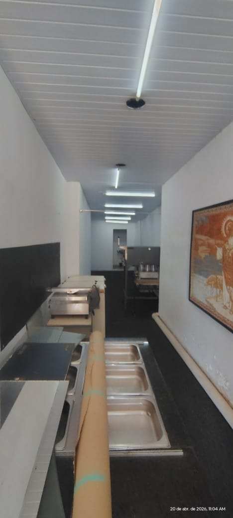 Casa no Centro à Venda