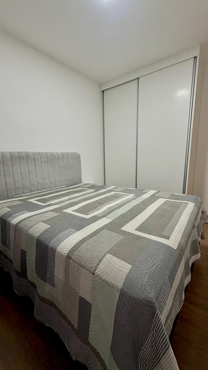 Apartamento no bairro Vila Santa Rita à Venda