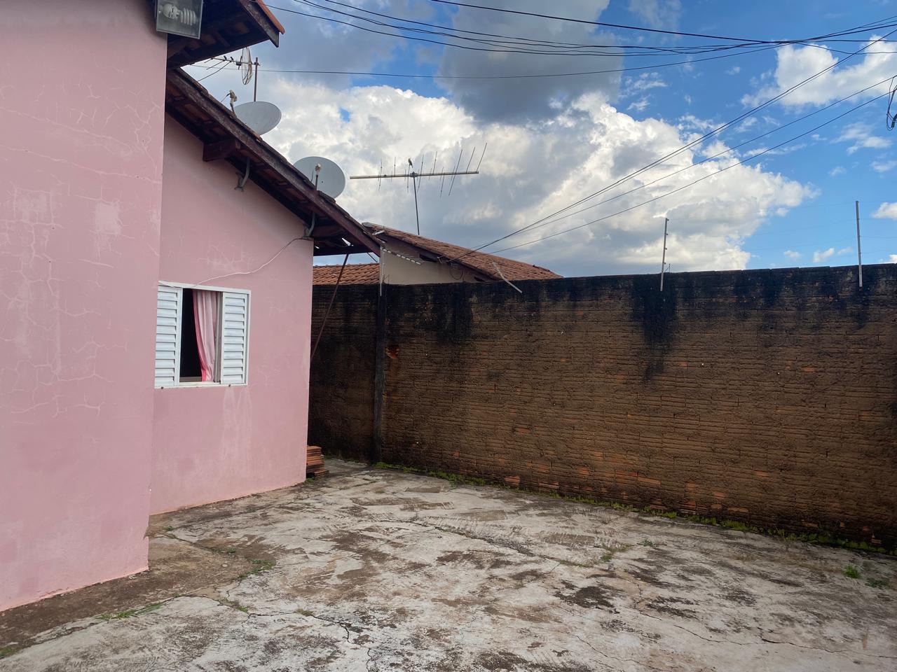 Casa no bairro Jardim Pulicano à Venda